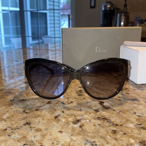 lady in dior 2 sunglasses|authentic christian Dior sunglasses.